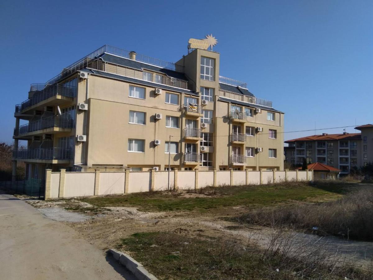 Sunny House Byala Daire Byala  Dış mekan fotoğraf