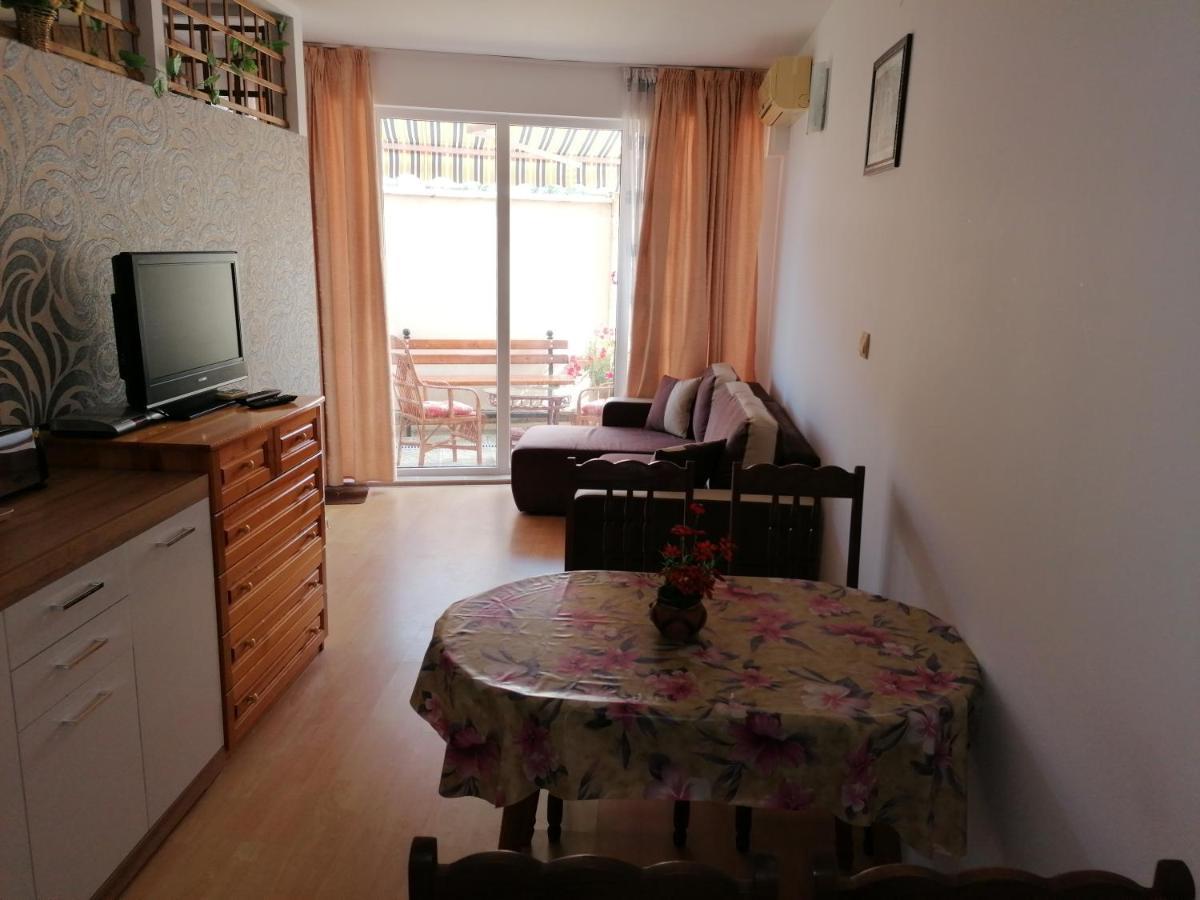 Sunny House Byala Daire Byala  Dış mekan fotoğraf